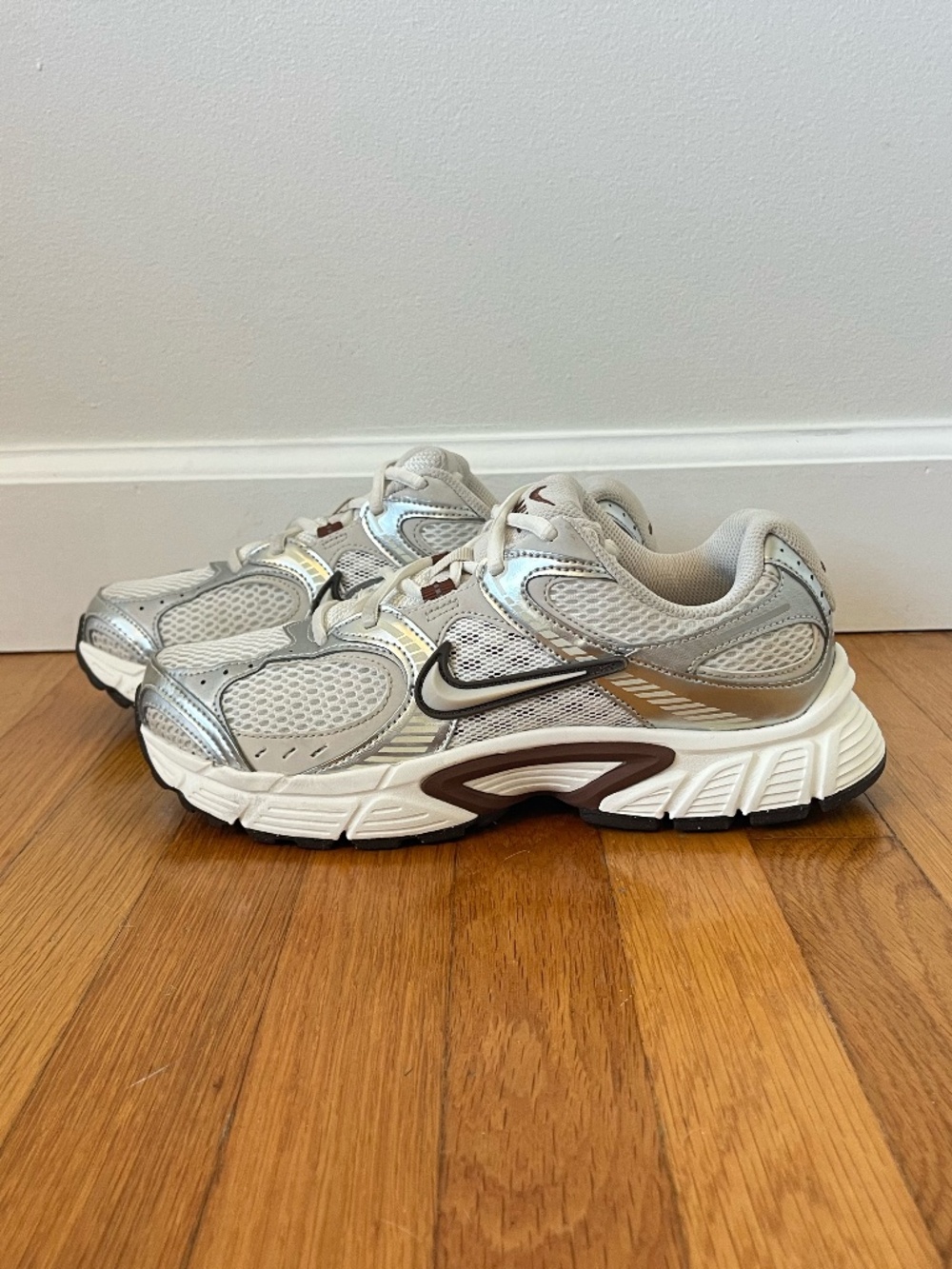 Nike Women's V5 RNR